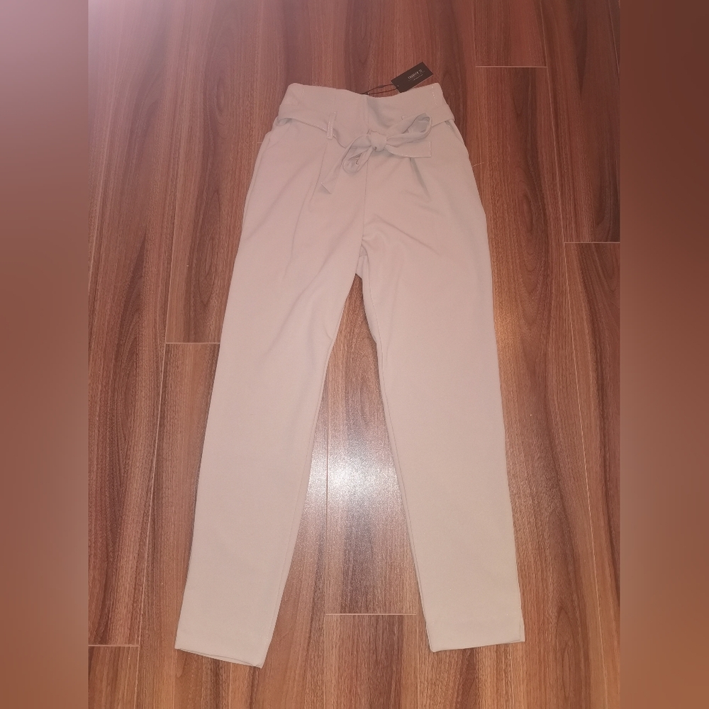 NWT Forever 21 Tan Trousers